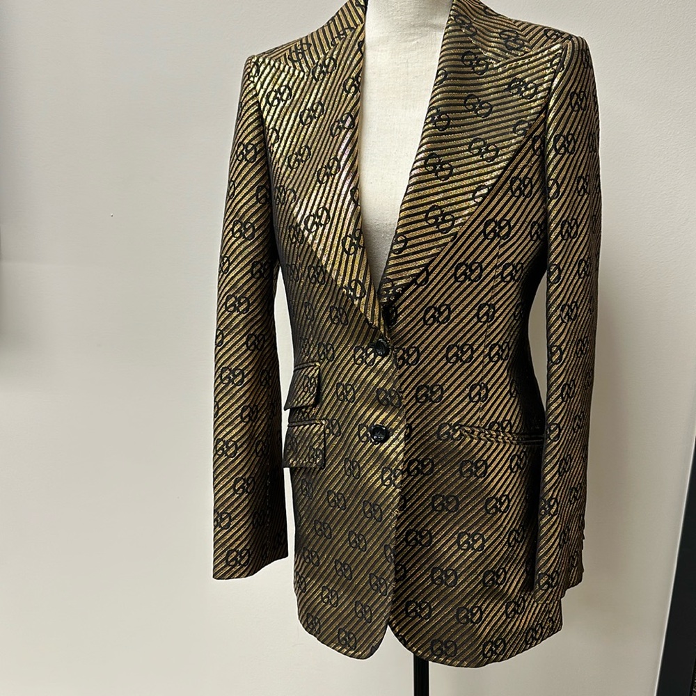 Gucci Gold & black women’s sport coat